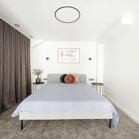 Youston Self Check-in * 维尔纽斯